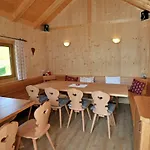 Kerschbaumerhof シュラートミンク