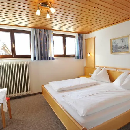 Kerschbaumerhof سخلادميخ